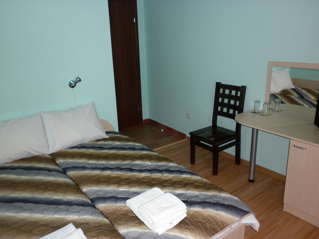 Ivanova Cheshma Guest House Varna Ruang foto